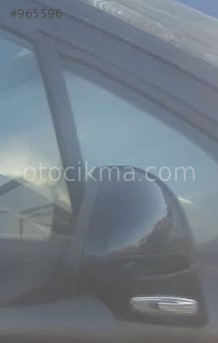 2009 model peugeot 207 1.4 benzinli çıkma sağ ön kelebek cam