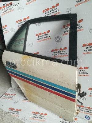 Mazda 626 sağ arka kapı dolu