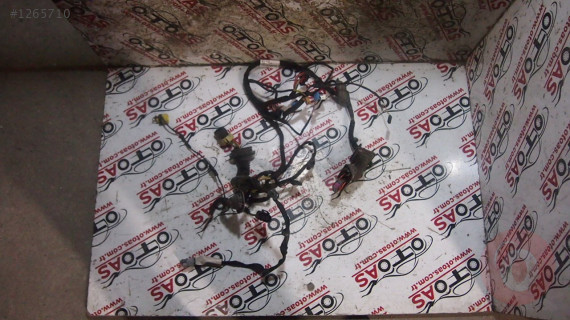 Volkswagen Jetta Sağ Ön Kapı Tesisatı 1k5971120cf