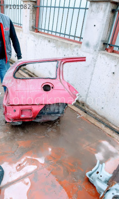 RENAULT MEGANE 1 STATİON WAGON SAG ARKA CAMURLUK