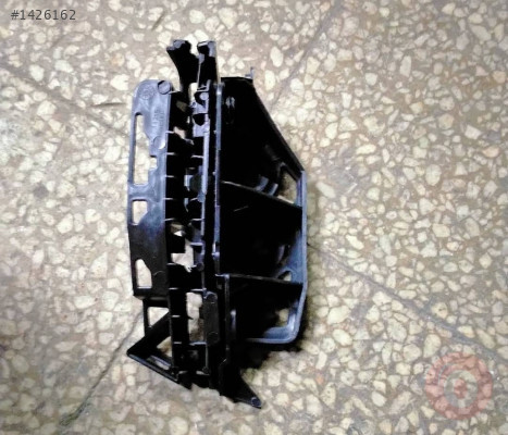 Peugeot 308 ön tampon braketi