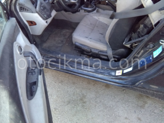 2010 HONDA CRZ ÇIKMA ARKA KAPI DÖŞEME MEVCUTTUR.