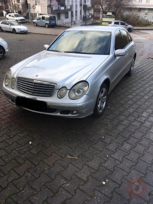 MERCEDES E 220 SOL ÖN KAPI CAMI ÇIKMA