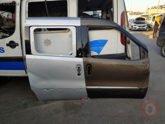 Doblo geniş aile sağ sürgülü kapı sağ ön kapı
