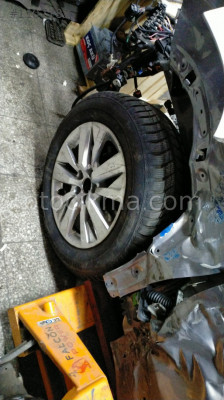 Peugeot 3008 çelik jant orjinal çıkma