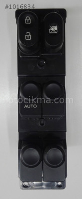 Hyundai Accent Blue Ön Sol Cam Düğmesi 2011