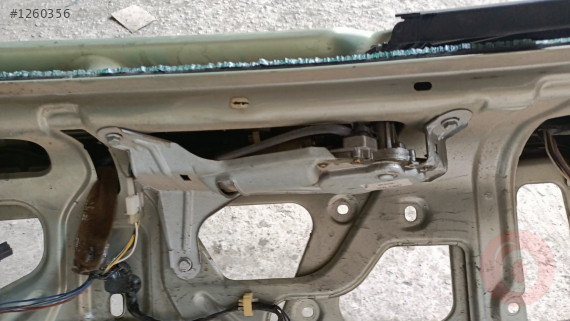 Renault laguna 1 makyajlı kasa bagaj kapak silgi motoru