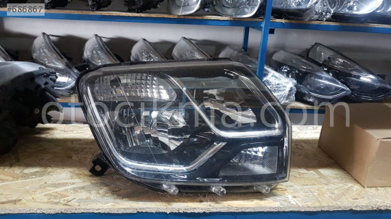 DACİA DUSTER SAĞ FAR