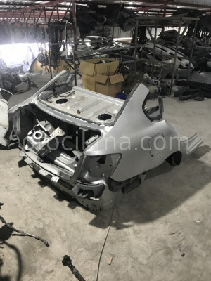 Clio kesme arka sedan talya kasa çıkma