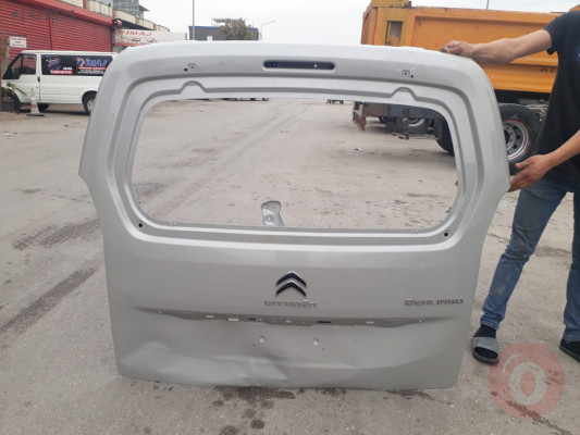 Citroen berlingo rifter arka bagaj kapagı