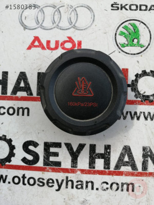 2Q0121321A audi a3 leon golf passat yedek su bidonu kapağı