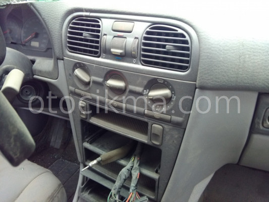 1996 VOLVO S40 ÇIKMA KLİMA KONTROL PANELİ.
