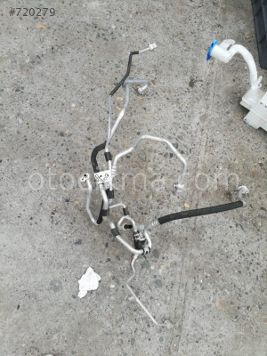 Volkswagen Jetta Klima boruları hatasız orjinal çıkma