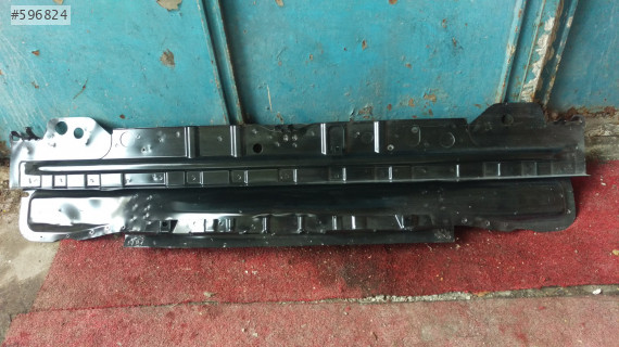 RENAULT CLİO ARKA PANEL