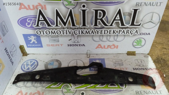 2002 TOYOTA VERSO RADYATÖR ÜST PLASTİK