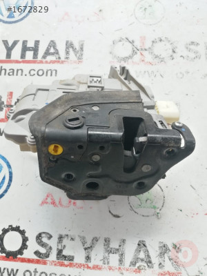 4F0839015 audi a3 2010 sol arka kapı kilidi