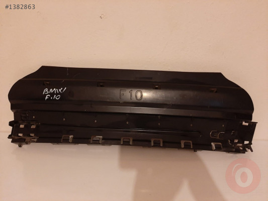 BMW F10 5 SERİSİ ARKA TAMPON ORTA BREKETİ ORJİNAL ÇIKMA