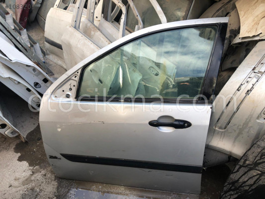 2002 Ford focus sol ön kapı