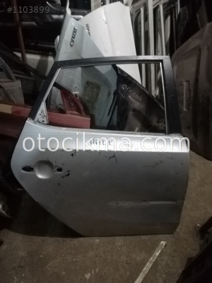 HYUNDAİ İ30 2010 HB SAĞ ARKA KAPI ÇIKMA PARÇA