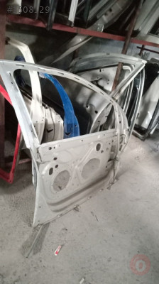 Golf 5 sağ ön kapl iskeleti