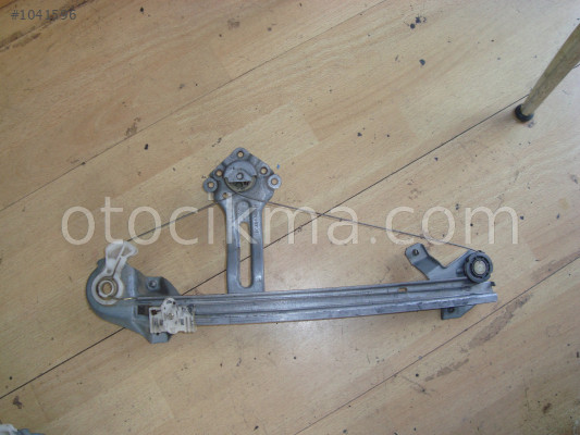 opel vectra b sol arka cam krikosu manuel 90464335 gm