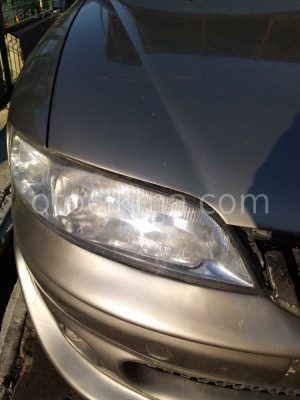 Vectra B Çıkma Sağ Far