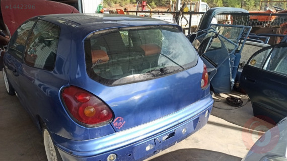 FİAT BRAVO BAĞAJ KAPAĞI