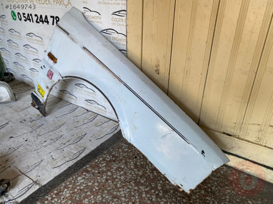 RENAULT 21 SAĞ ÇAMURLUK ORJİNAL ÇIKMA TEMİZ ÜRÜN
