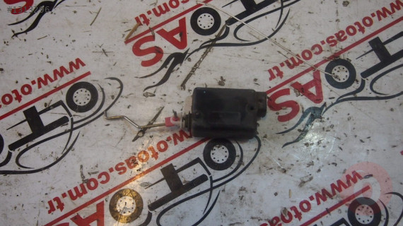 Renault Clio 3 Kapı Kilit Motoru