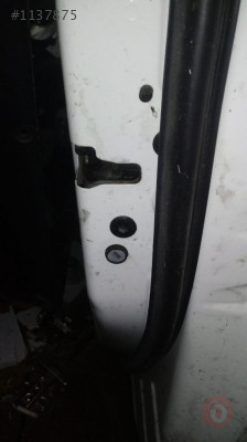 peugeot 301 çıkma sağ ön kapı kilidi