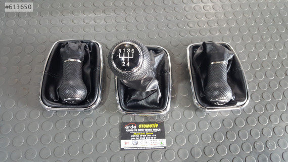 1J0 711 133CX-BL VOLKSWAGEN GOLF4 VİTES TOPUZU+KÖRÜK NİKELAJ