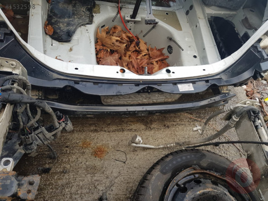 Bmw 520 F10 Arka Tampon Demiri Hatasız Orjinal Çıkma