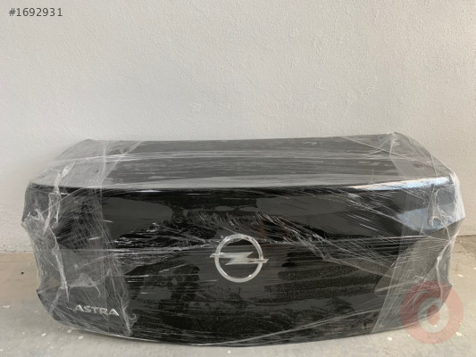 OPEL ASTRA J ÇIKMA ORJİNAL HATASIZ DOLU ARKA BAGAJ KAPAĞI