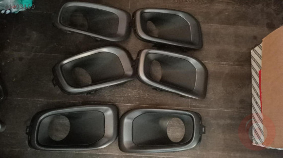Jeep Renegade sağ sol sis far kapakları