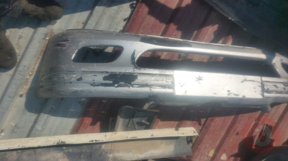 Peugeot 106 ön tampon
