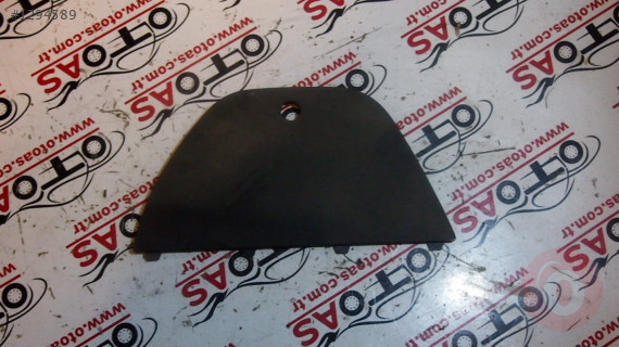 Opel Corsa D Sağ Ön Yan Kapak - 13307343