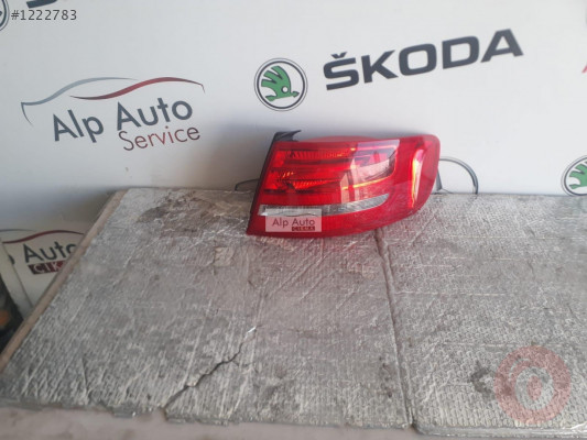 AUDİ A4 SAĞ ARKA STOP 600