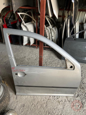 VOLKSWAGEN GOLF 4 - BORA SAĞ ÖN KAPI