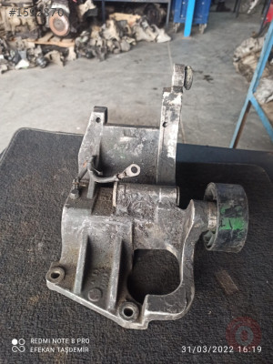 Ford Escort Şarj Dinamosu(Alternatör) Ayağı Çıkma Orjinal