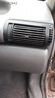 1998 opel astra f station 1.4 8v çıkma sağ menfez