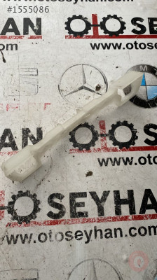 5G0867660D vw passat b8 sol ön tavan tutamağı yuvası braketi