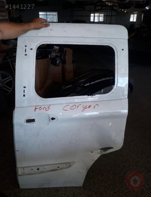 Ford courier 2015 sol sürgülü kapı çıkma parçalar