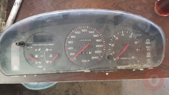 mazda 323 kilometre saati çıkma