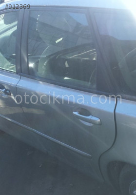 2005 VOLVO V50 ORİJİNAL SOL ARKA KAPI.