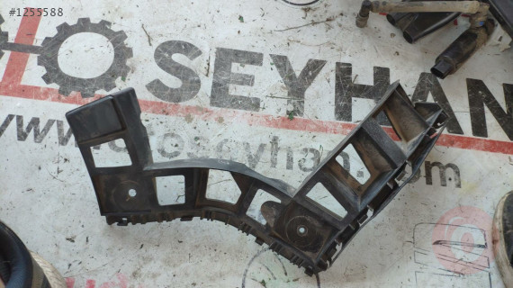 5N0807394B vw tiguan sağ arka tampon bağlantı braketi