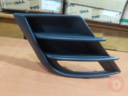 MAZDA 3 2009 - 2011 SAĞ SİS KAPAĞI (SİSLİ TİP)