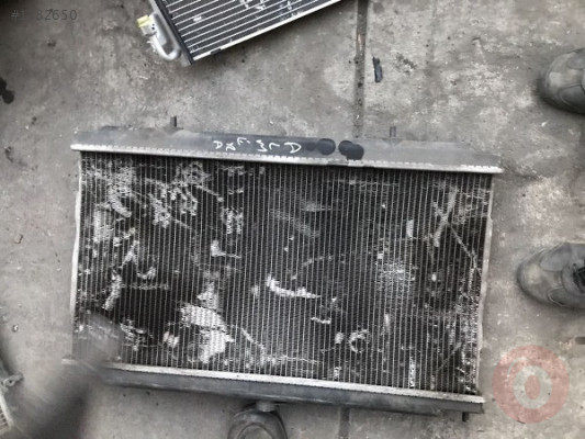 ALMERA SU RADYATÖRÜ NİSSAN ORJİNAL ÇIKMA PARÇA