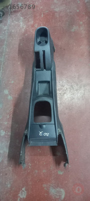 PEUGEOT 207 2011 ÇIKMA ORJİNAL ORTA KONSOL