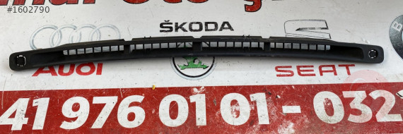 55981-12100 corolla göğüs üst ön cam havalandırma ızgarası