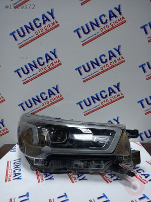 TOYOTA HİLUX SAĞ LED'Lİ MERCEKLİ FAR 2021